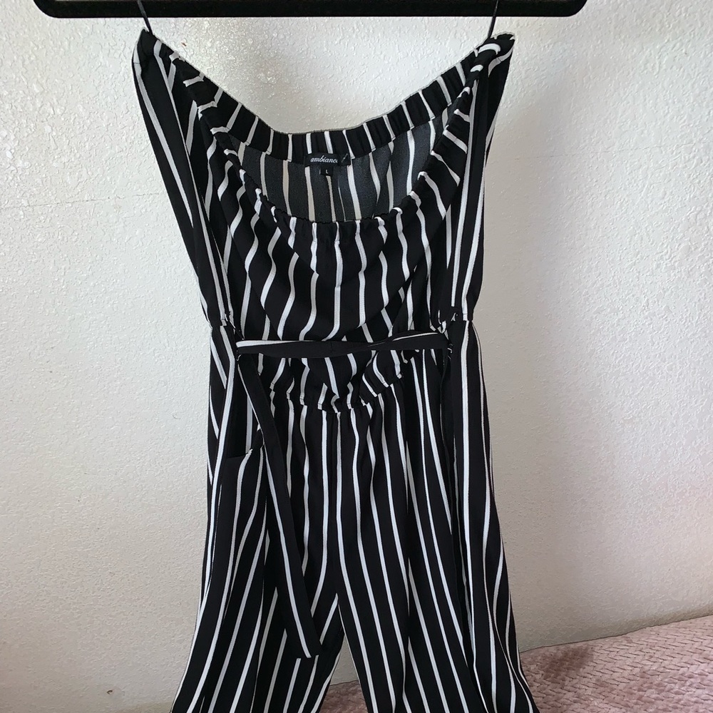 Strapless striped Romper